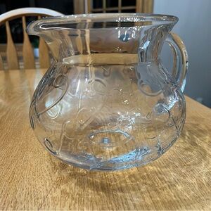 Southern Living Clear Glass Pitcher with handle.